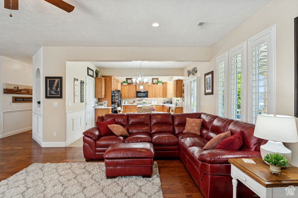 708 SANDHILL CT Lehi, UT 84043