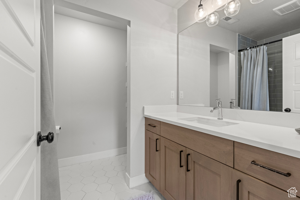 2226 S BETSYS WAY Kaysville, UT 84037