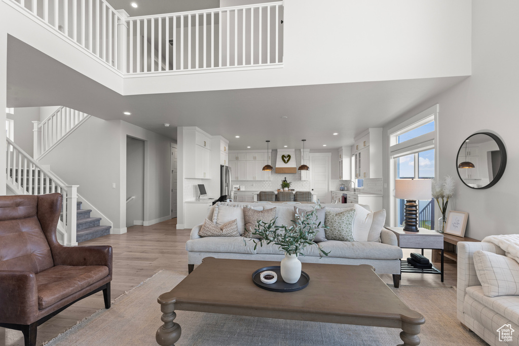2226 S BETSYS WAY Kaysville, UT 84037