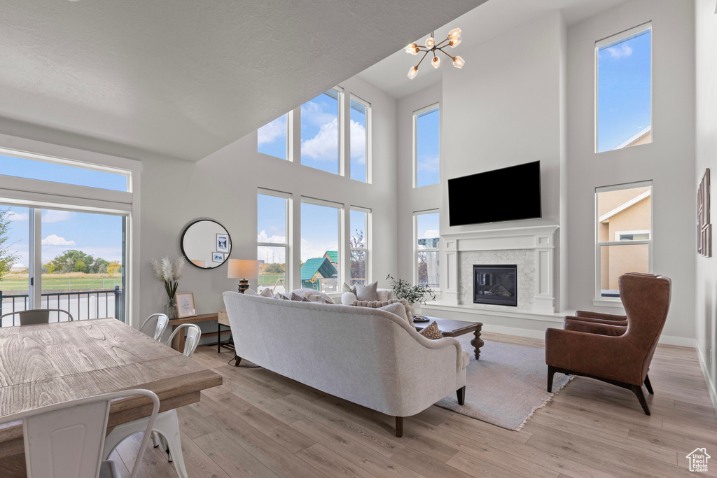 2226 S BETSYS WAY Kaysville, UT 84037