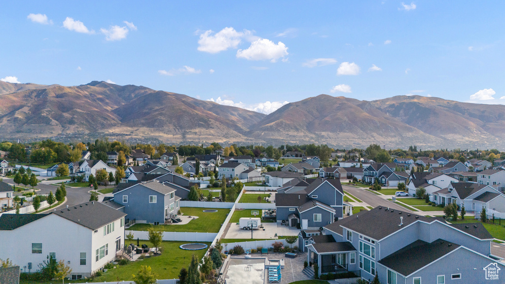 2226 S BETSYS WAY Kaysville, UT 84037