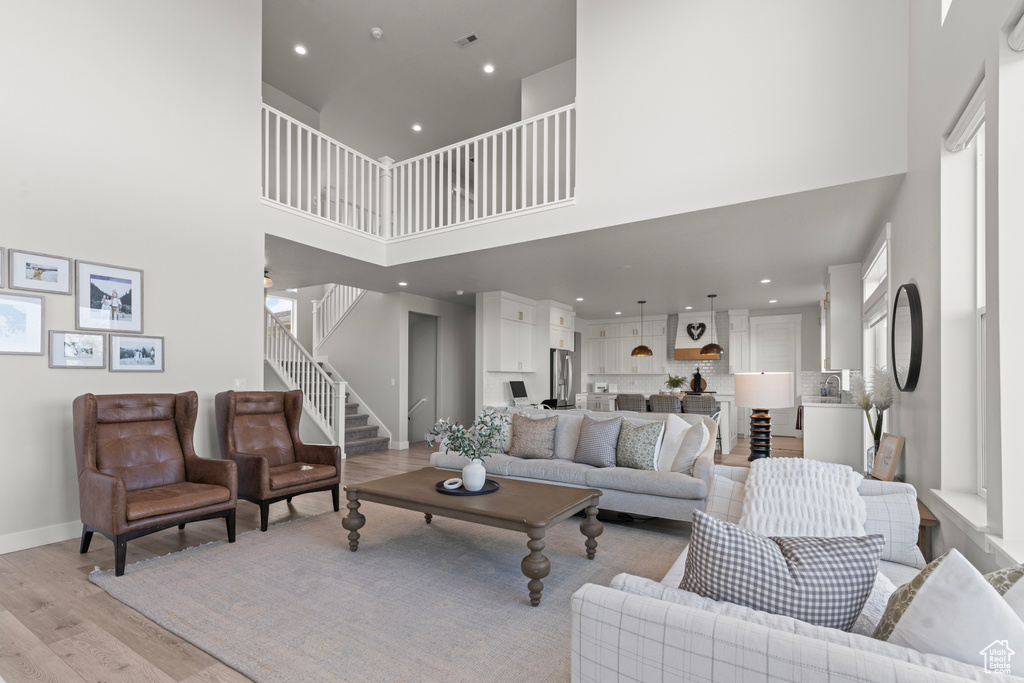 2226 S BETSYS WAY Kaysville, UT 84037