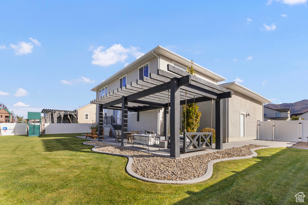 2226 S BETSYS WAY Kaysville, UT 84037