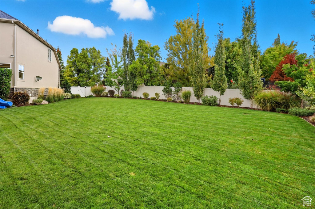 1539 W MISTY BREEZE CIR Kaysville, UT 84037