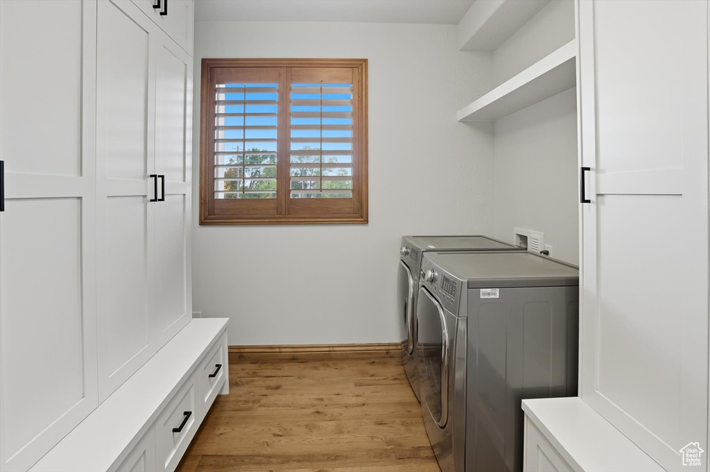 1539 W MISTY BREEZE CIR Kaysville, UT 84037