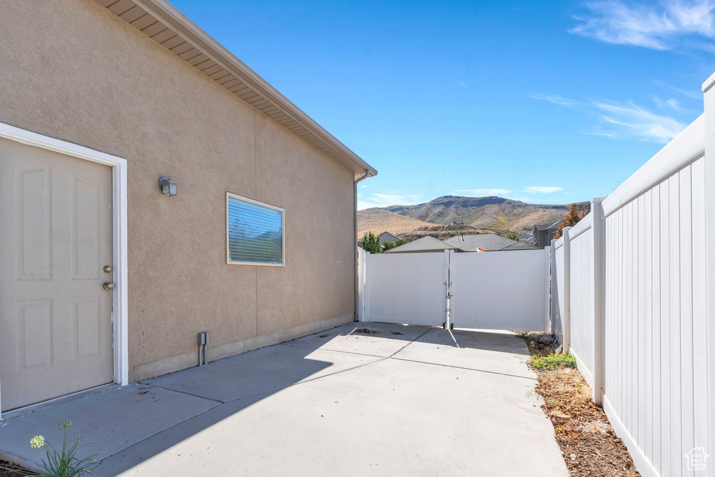 5558 W MORNING LIGHT DR Herriman, UT 84096