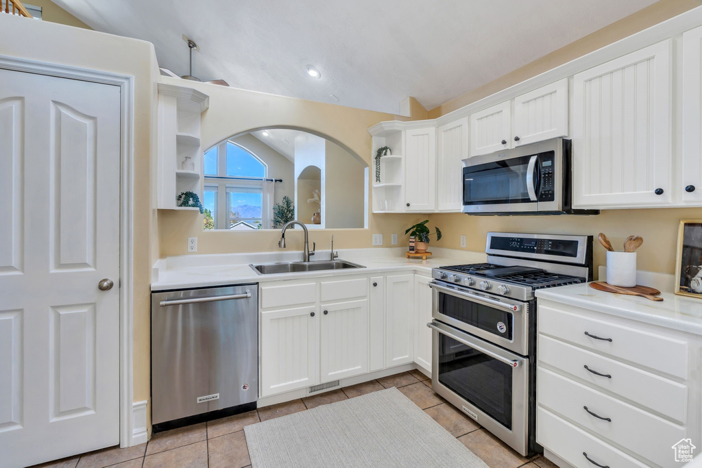 5558 W MORNING LIGHT DR Herriman, UT 84096