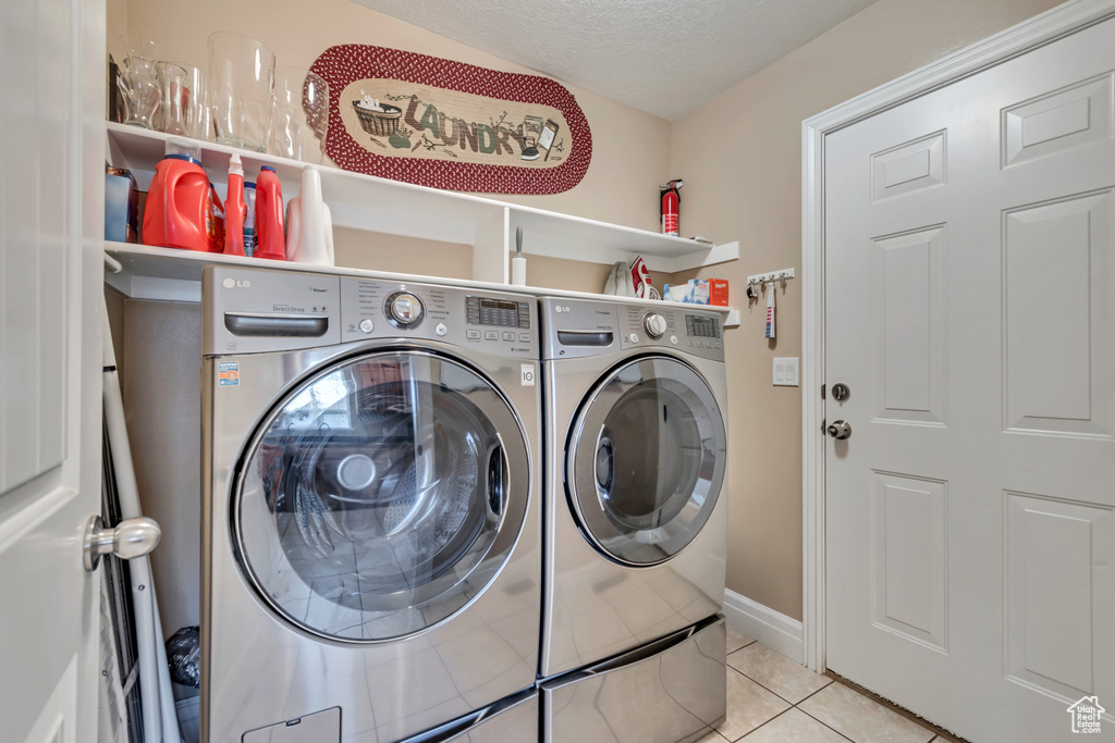 2237 S MAVERICK RD Saratoga Springs, UT 84045