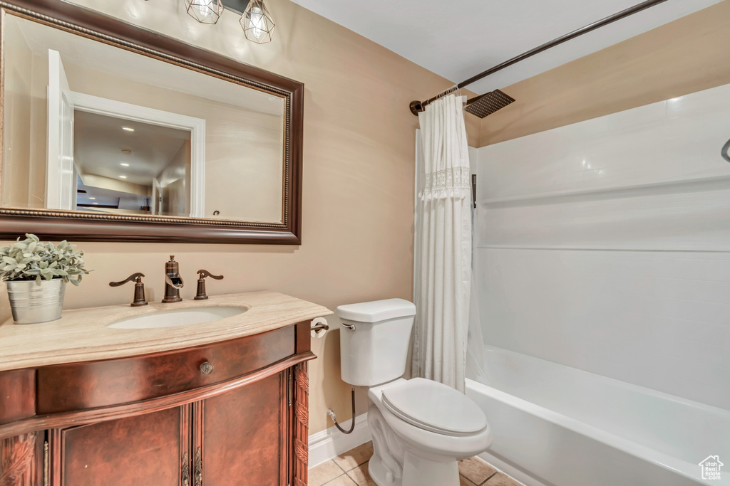 2237 S MAVERICK RD Saratoga Springs, UT 84045