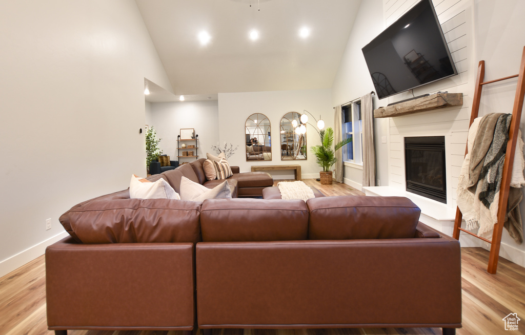 Photo 9 for MLS #2115645 at 1343 N Trapper Loop