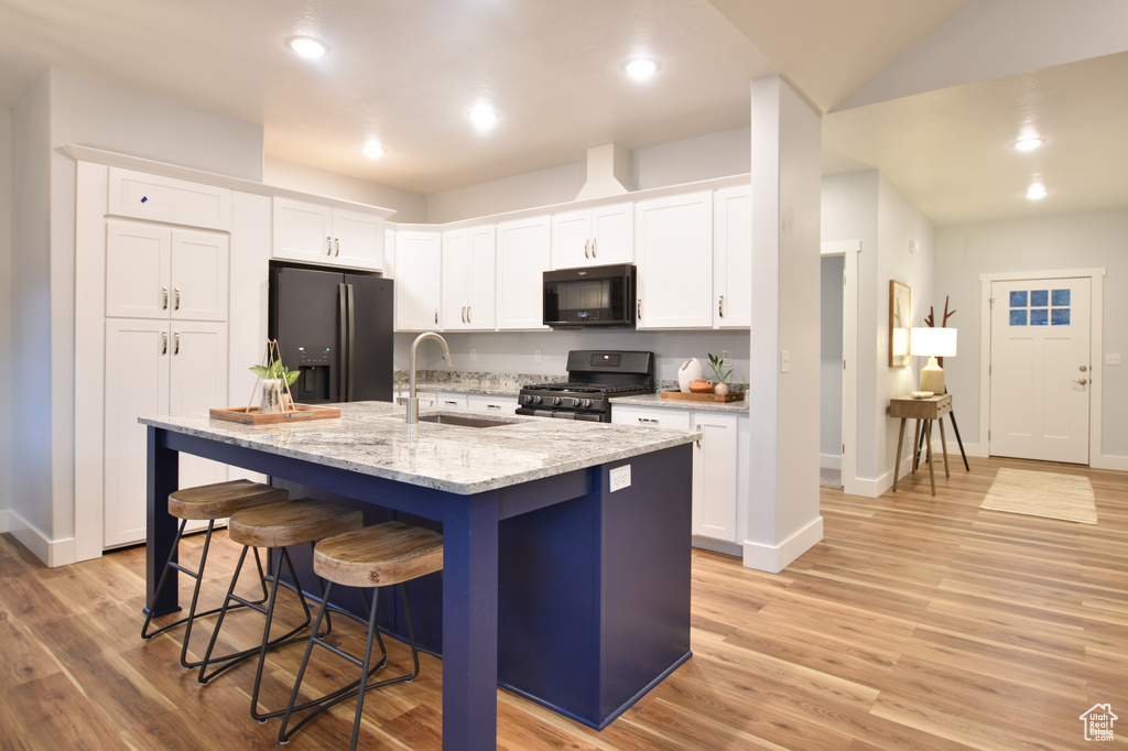 Photo 5 for MLS #2115645 at 1343 N Trapper Loop
