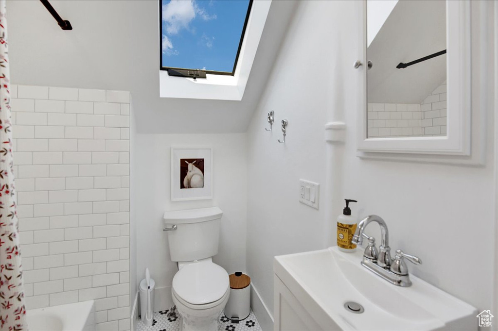 Photo 19 for MLS #2115647 at 372 N I St