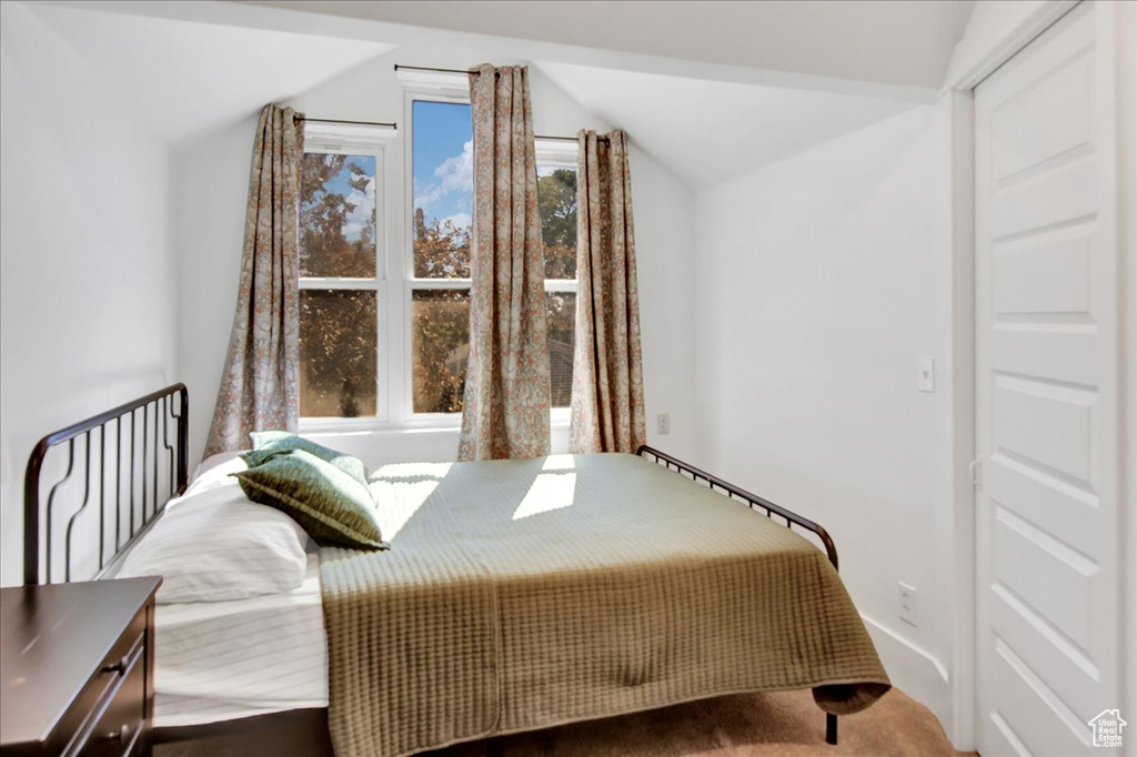 Photo 18 for MLS #2115647 at 372 N I St