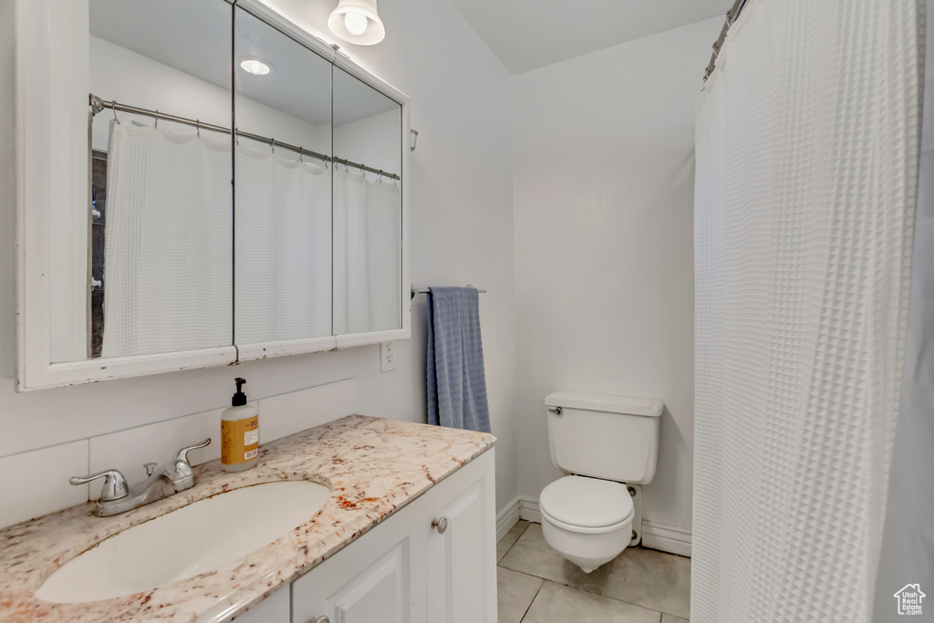 360 E CENTER ST Centerville, UT 84014