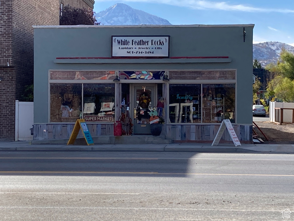 33 W Main St, Santaquin, UT 84655