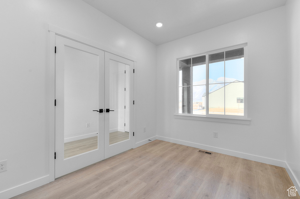 Photo 7 for MLS #2115674 at 864 N Chillingham Dr #171