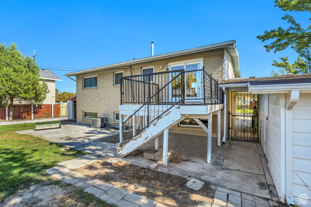 Photo 28 for MLS #2115680 at 5730 S 590 West