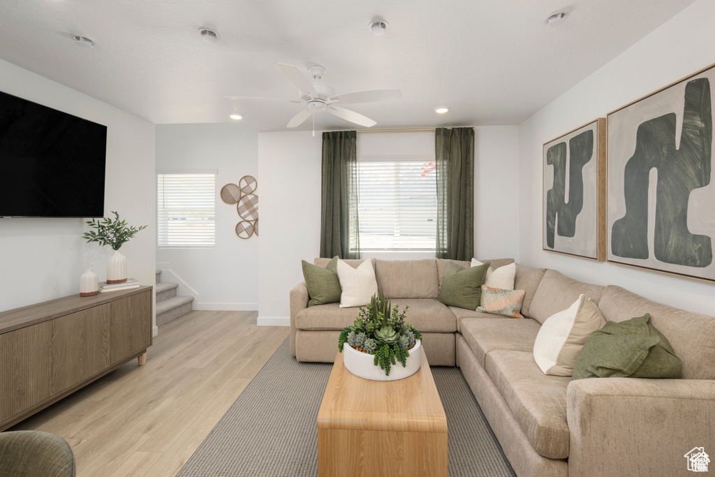 Photo 3 for MLS #2115686 at 688 W Frost St #85
