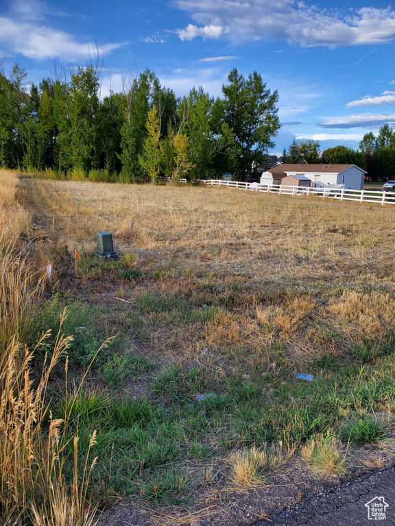 305 W BUTTERCUP LN Garden City, UT 84028