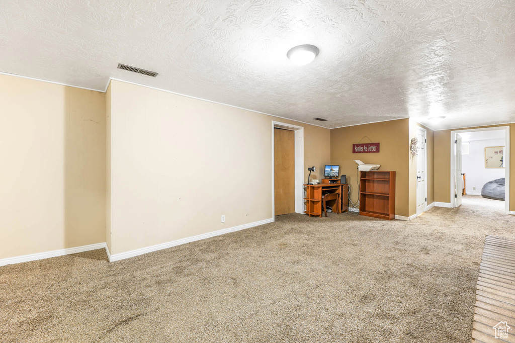 Photo 21 for MLS #2115704 at 209 W Millcreek Way