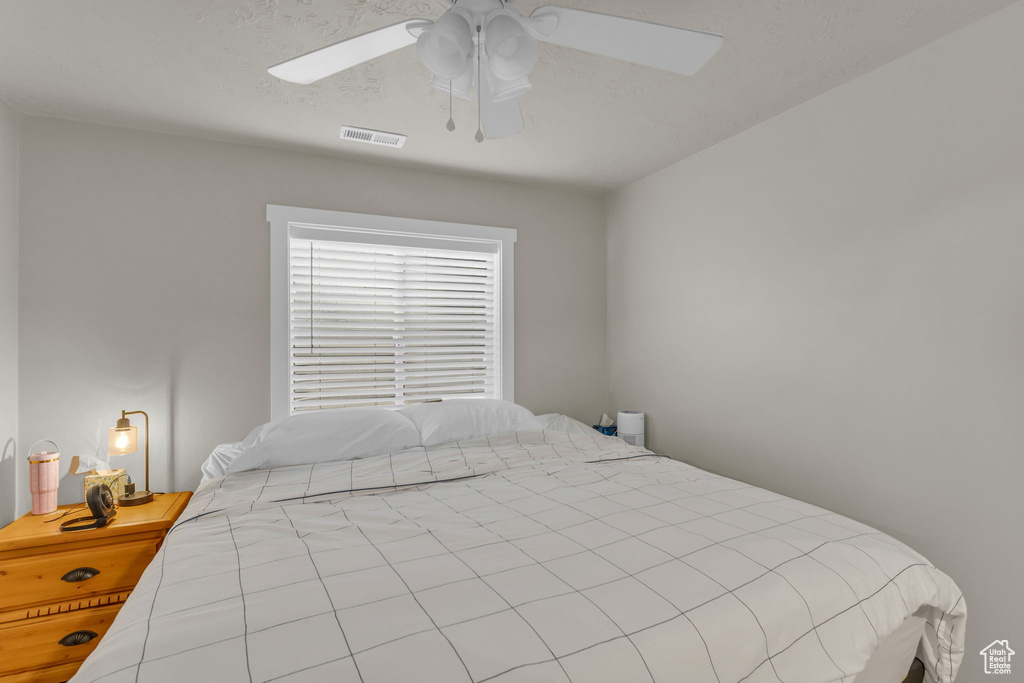 3963 W HOLLANDIA LN West Jordan, UT 84084