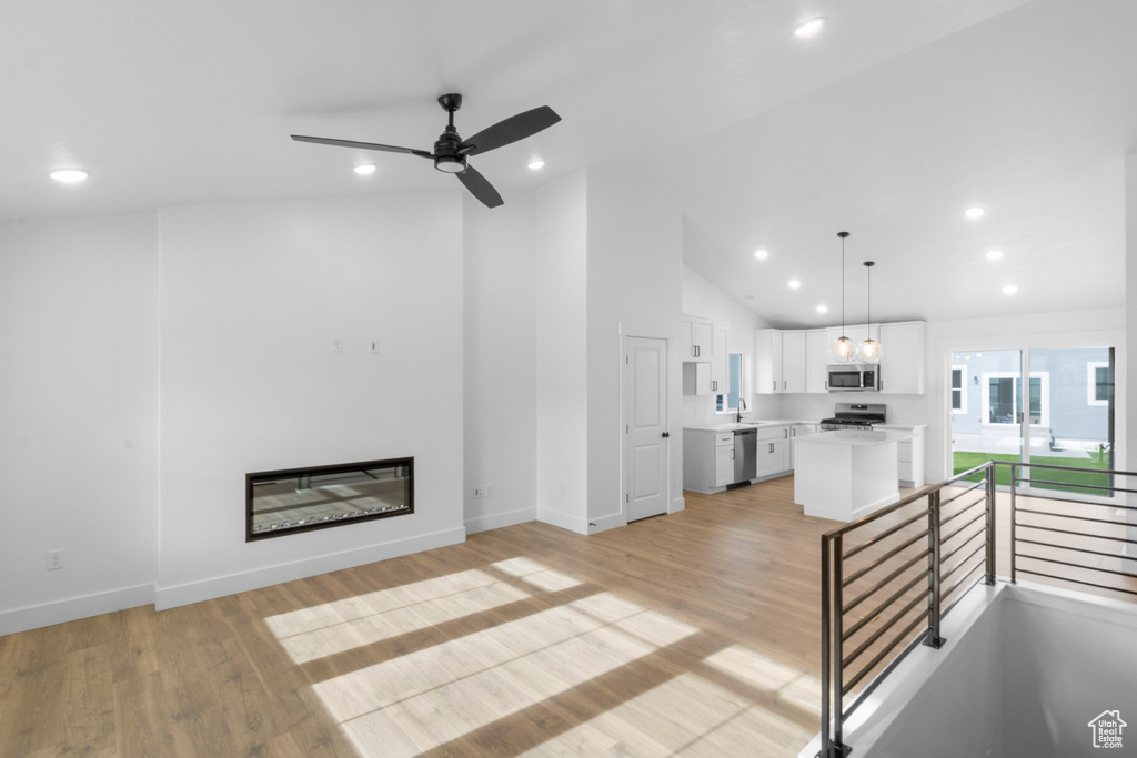 Photo 5 for MLS #2115708 at 527 N 770 West