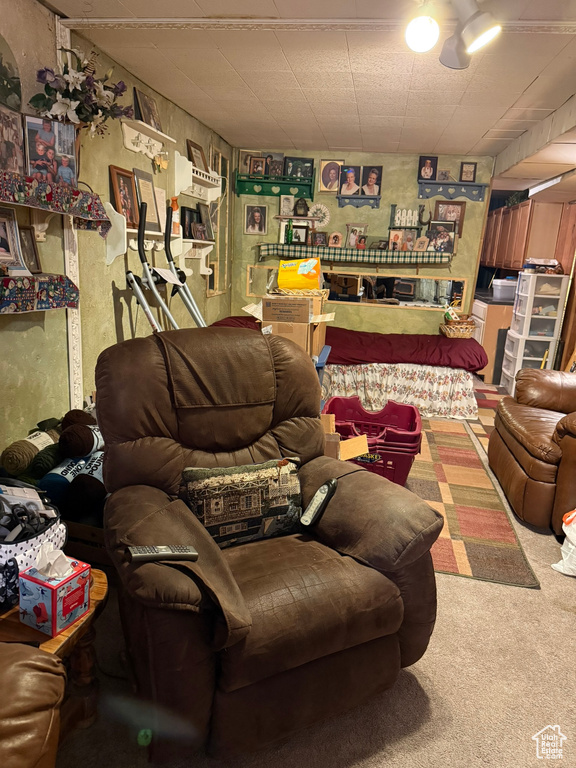Photo 45 for MLS #2115710 at 2322 W Surrey Rd