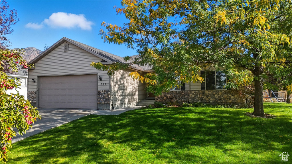 Photo 2 for MLS #2115716 at 568 N Cherry Creek Pkwy