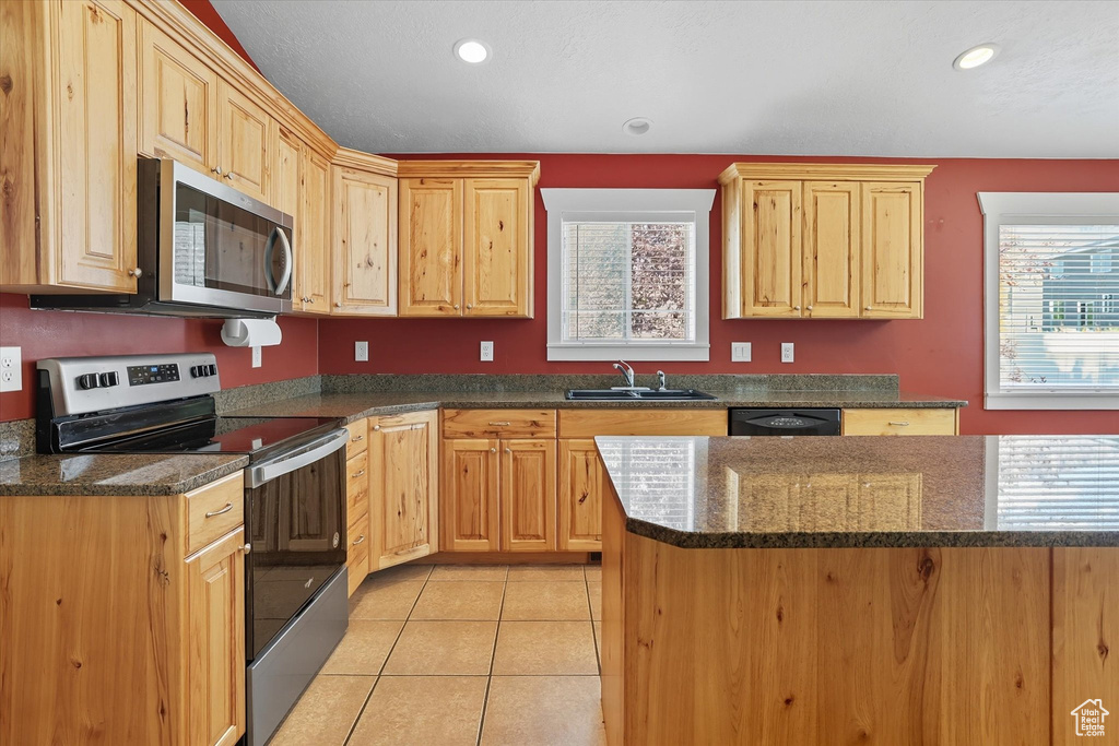 Photo 17 for MLS #2115716 at 568 N Cherry Creek Pkwy