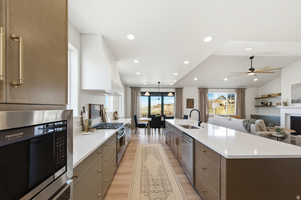 101 E SELMAN DR Salem, UT 84653