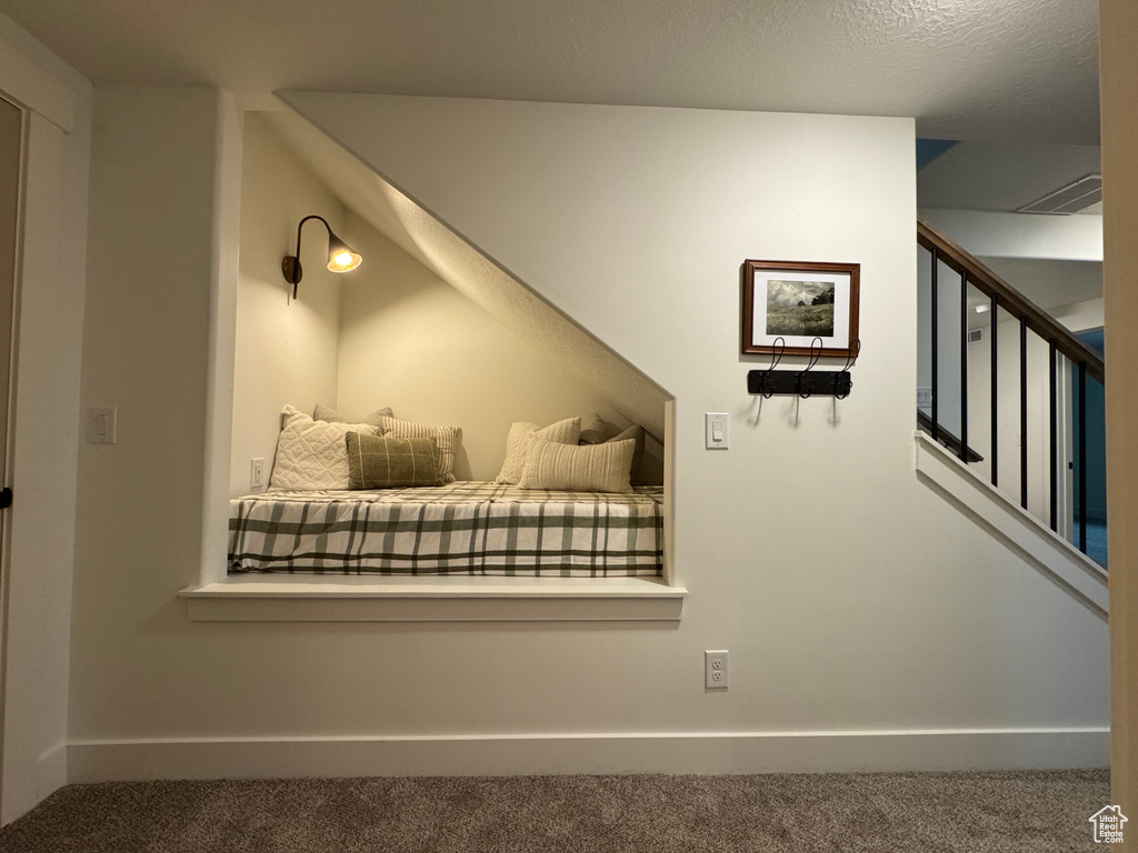 Photo 11 for MLS #2115726 at 101 E Selman Dr