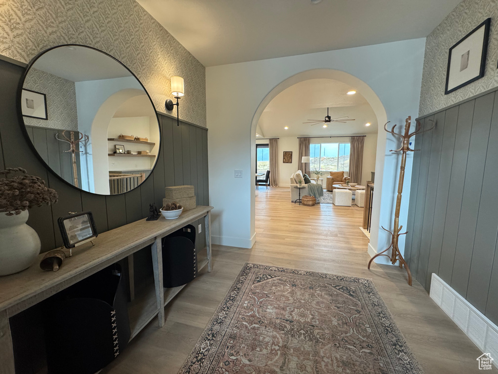 Photo 6 for MLS #2115726 at 101 E Selman Dr