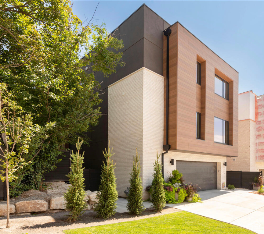 4445 S HOLLADAY PARK LN Holladay, UT 84124