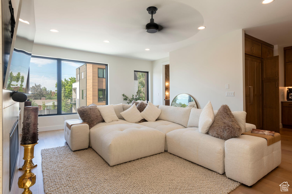 4445 S HOLLADAY PARK LN Holladay, UT 84124