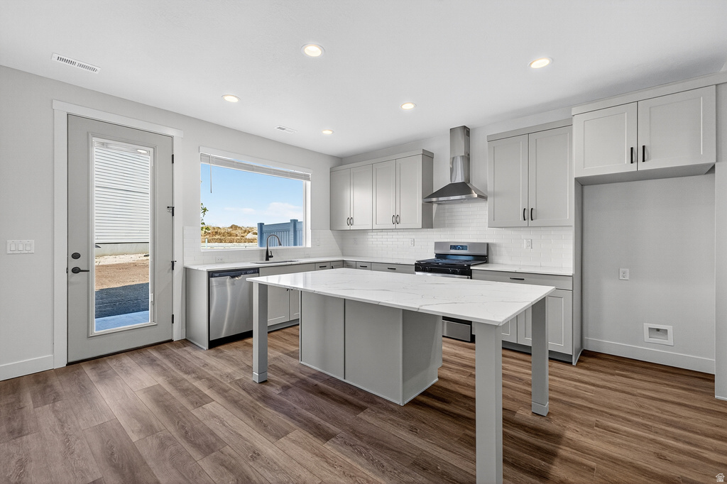 2727 N 2775 W #122 Plain City, UT 84404