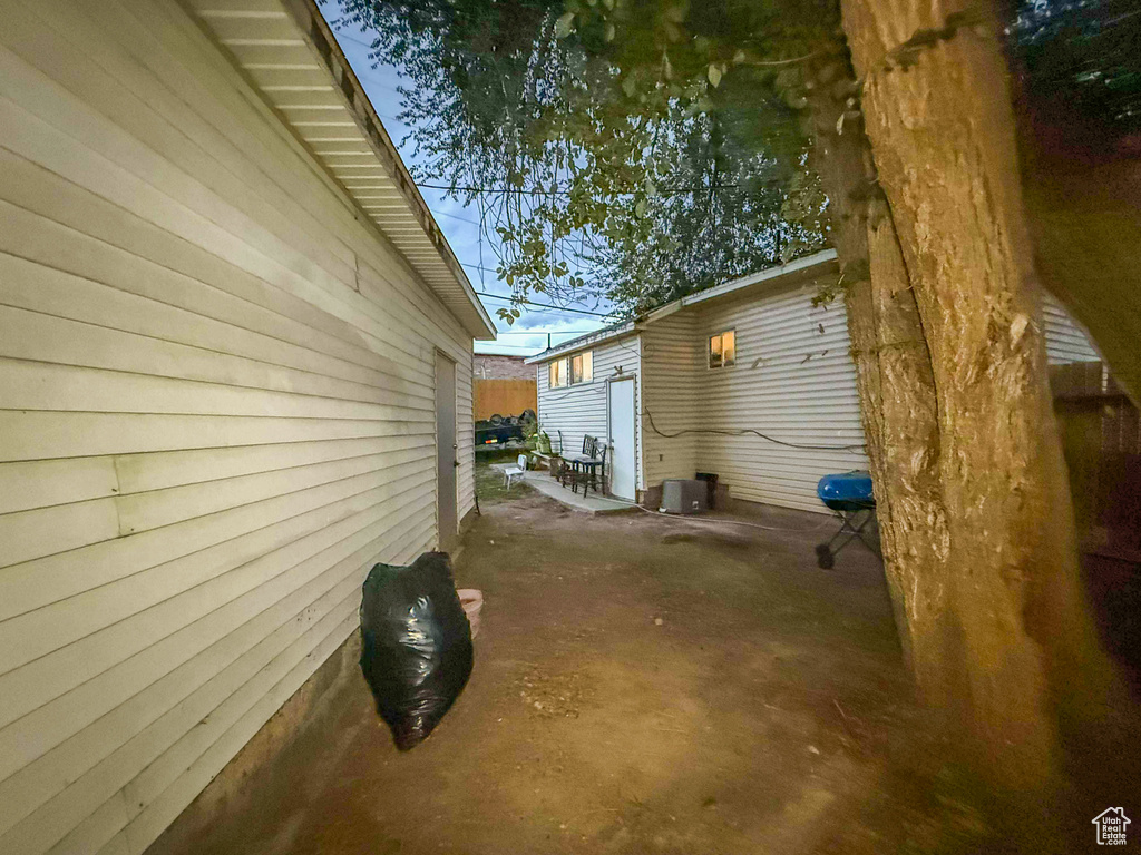 Photo 8 for MLS #2115747 at 2673 S 8990 West