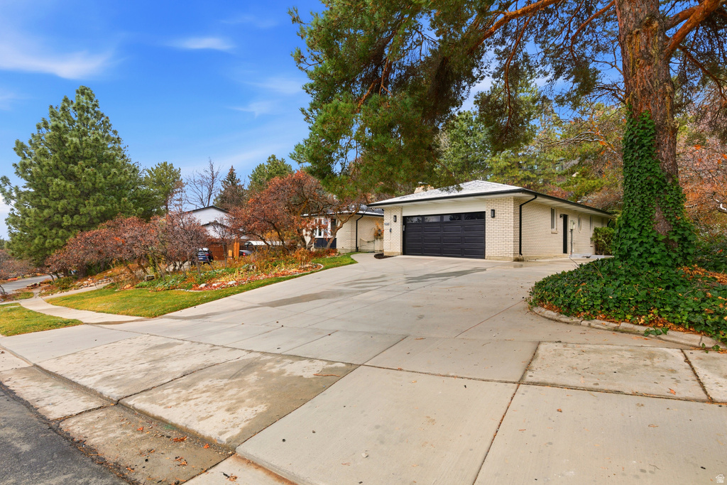 8797 HIDDEN OAK DR Cottonwood Heights, UT 84121