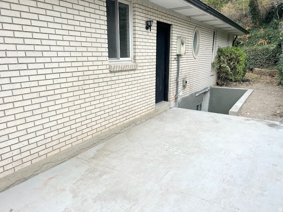 8797 HIDDEN OAK DR Cottonwood Heights, UT 84121