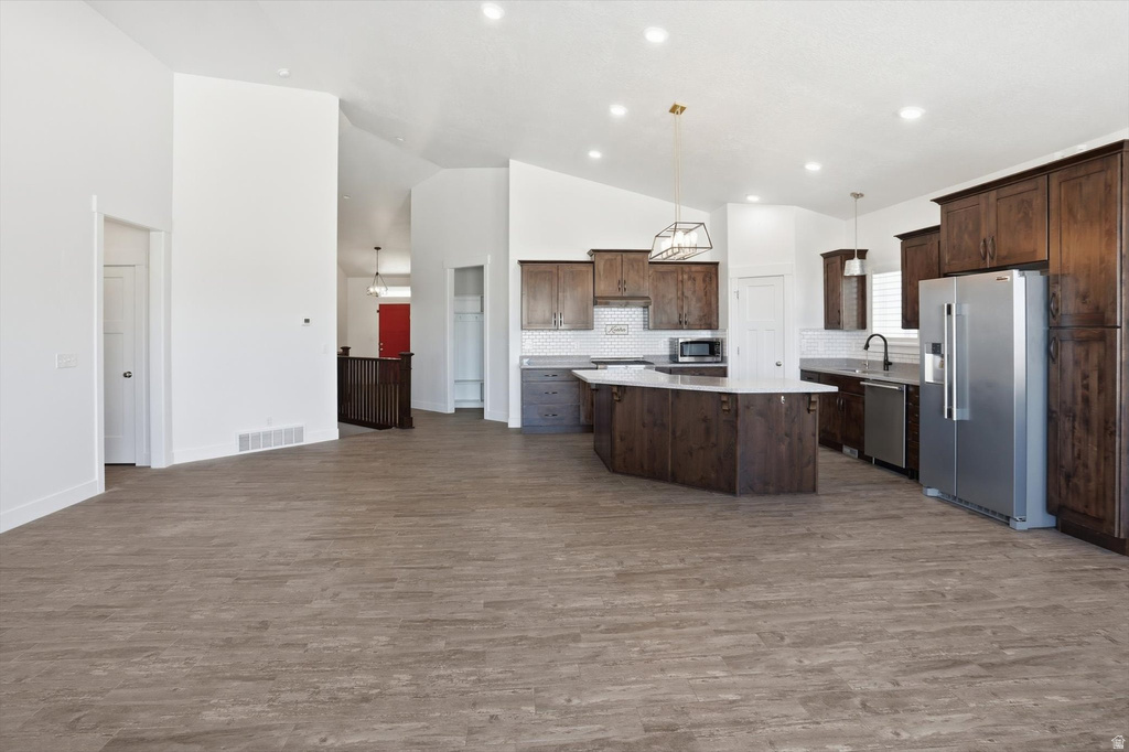 7566 W BOX LEAF CIR Herriman, UT 84096