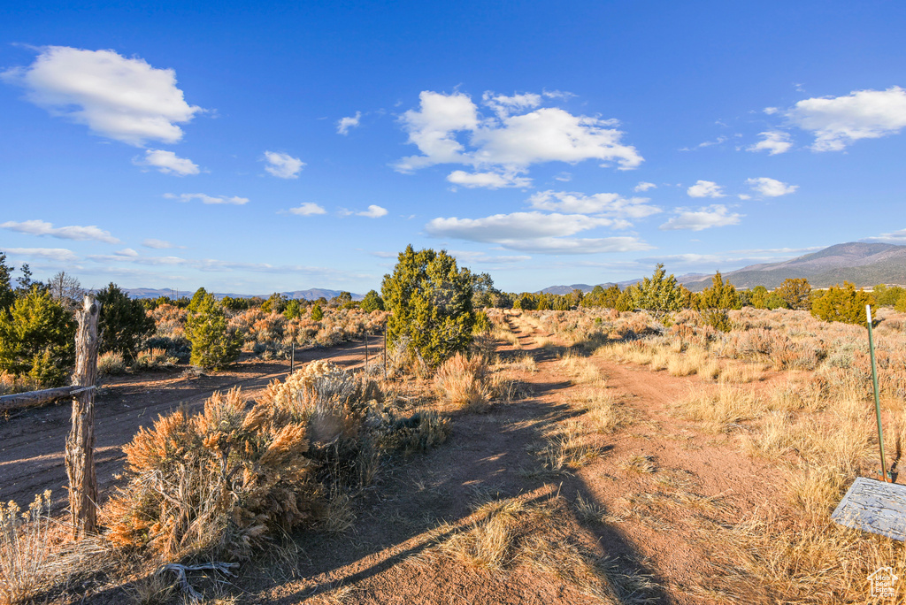 2400 E 4000 N North Creek, UT 84713