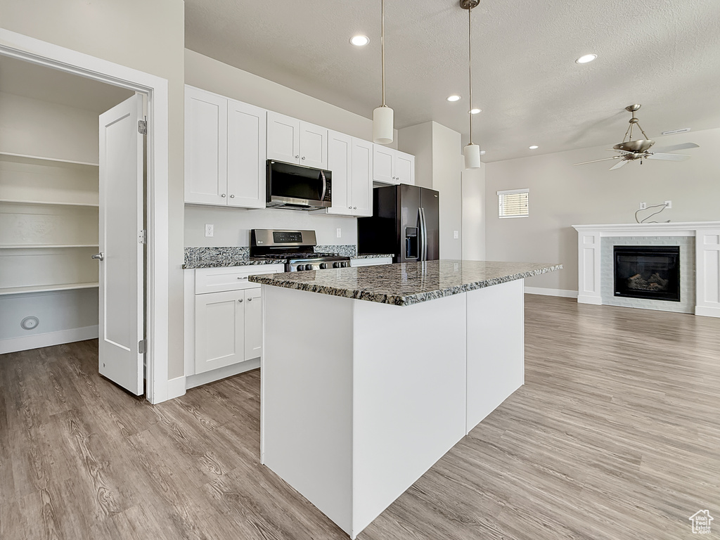 297 E 1500 N Harrisville, UT 84404