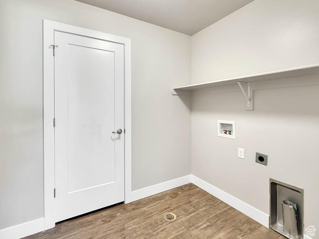 297 E 1500 N Harrisville, UT 84404