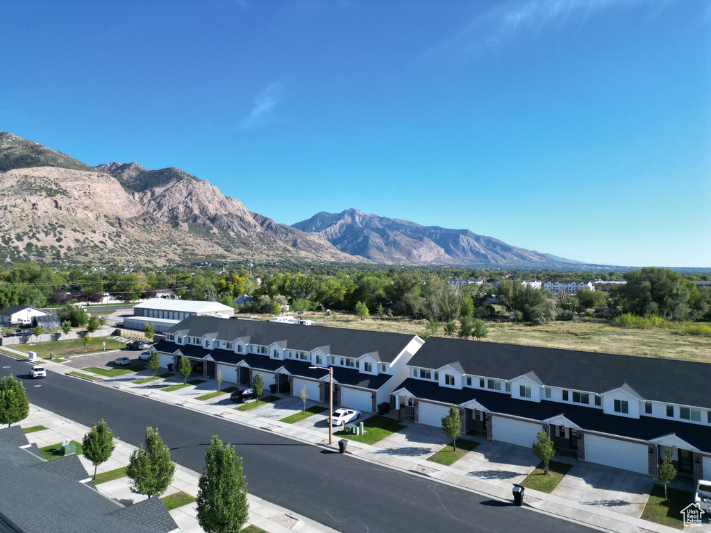 297 E 1500 N Harrisville, UT 84404