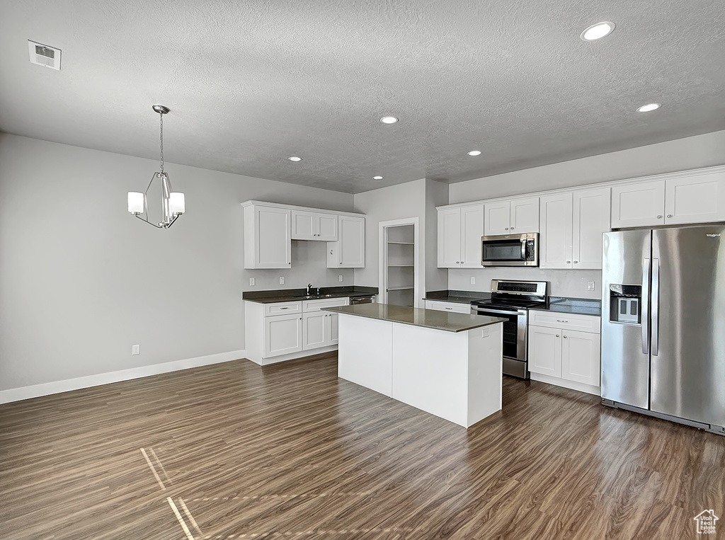 289 E 1500 N Harrisville, UT 84404