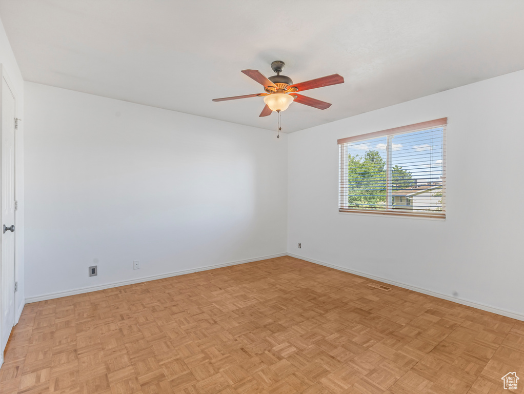 Photo 9 for MLS #2115800 at 4972 W Wake Robin Dr