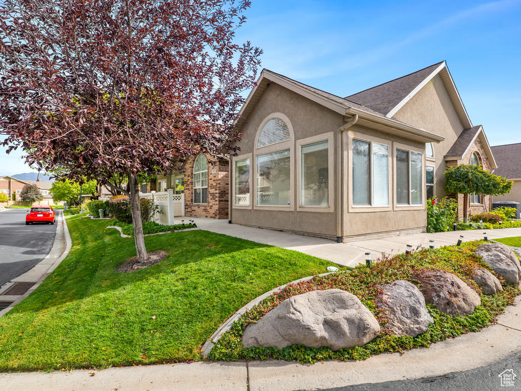 Photo 2 for MLS #2115805 at 1036 E 310 North #K-1