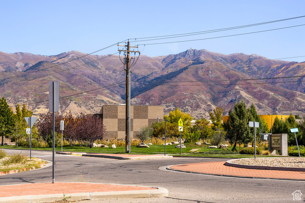 786 S ANGEL ST Kaysville, UT 84037