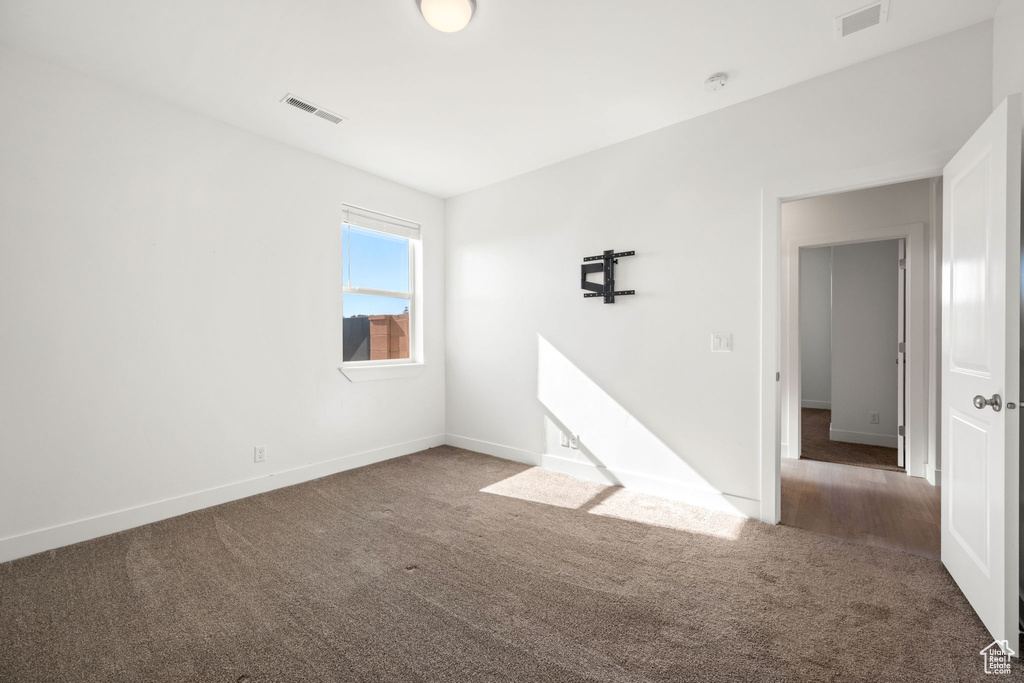 Photo 20 for MLS #2115820 at 822 N Pleasant Valley Ln