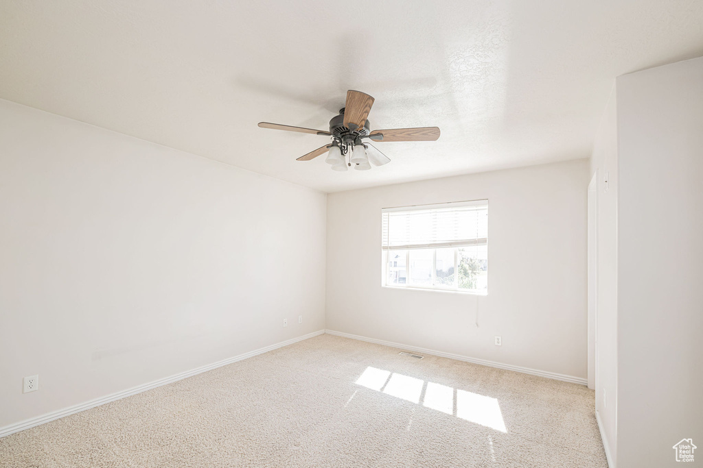 Photo 10 for MLS #2115821 at 979 W 600 North