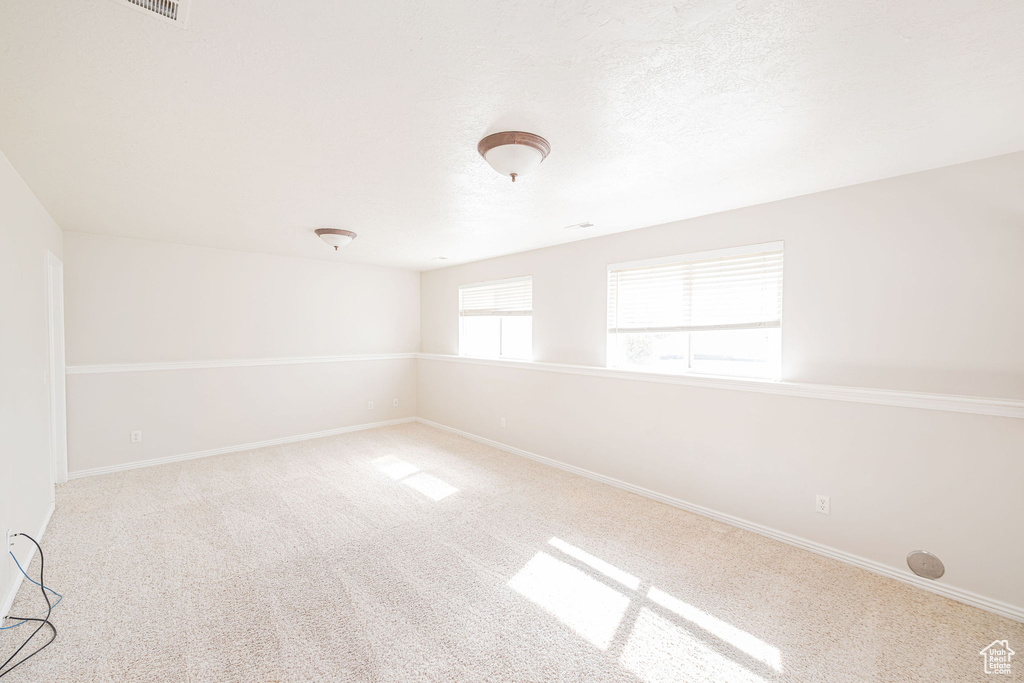 Photo 9 for MLS #2115821 at 979 W 600 North